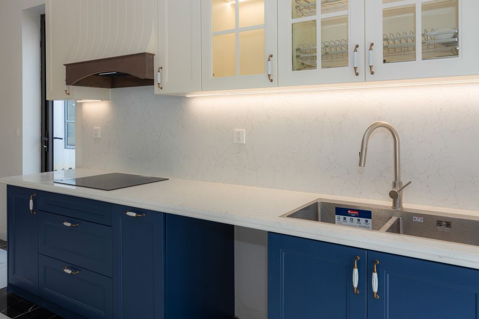 Kitchen cabinet hardware handles and finishes